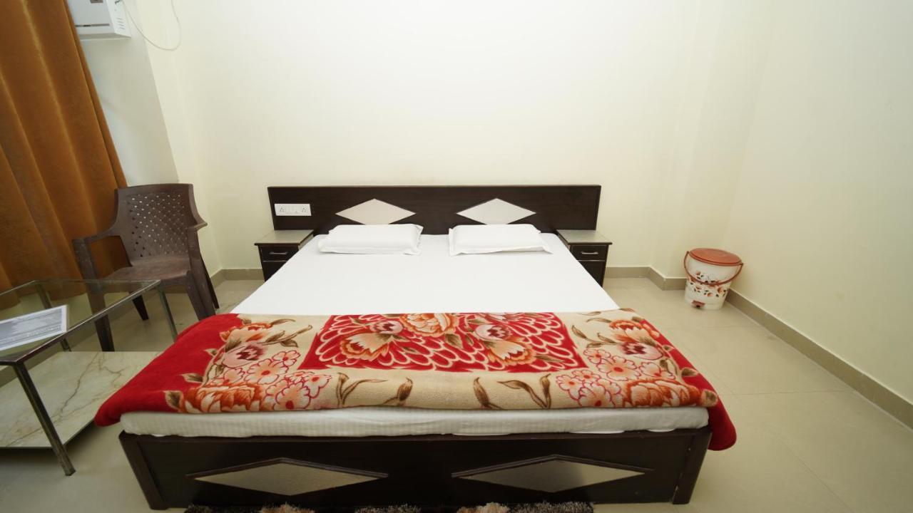 Hotel Orange Classic Rishikesh Exterior photo